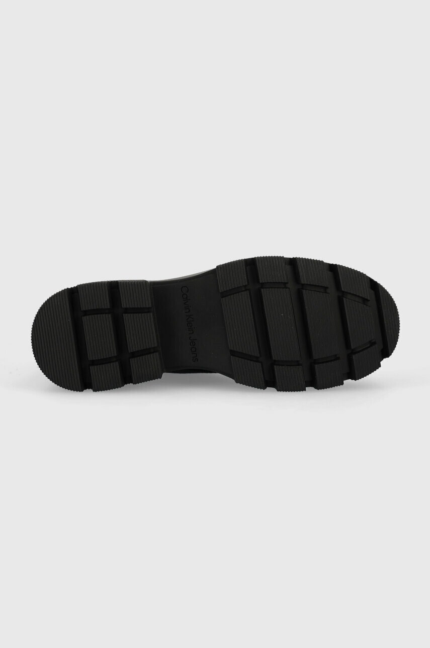 Calvin Klein Jeans Боти CHUNKLY BOOT VINTANGE TONGUE в черно с платформа YW0YW00947 - Pepit.bg