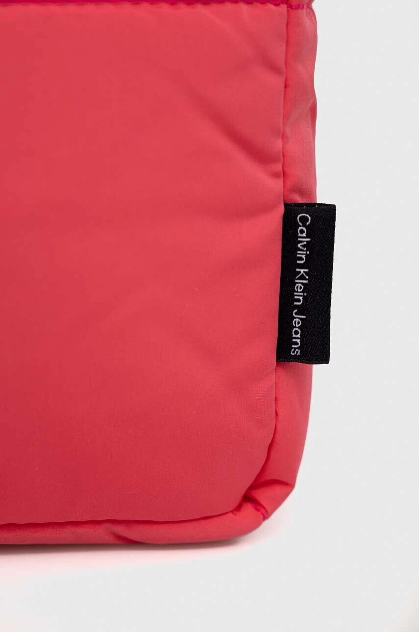 Calvin Klein Jeans Чанта в розово - Pepit.bg