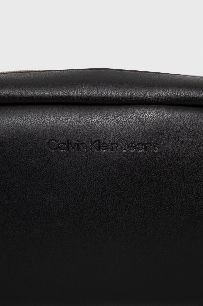 Calvin Klein Jeans Чанта - Pepit.bg