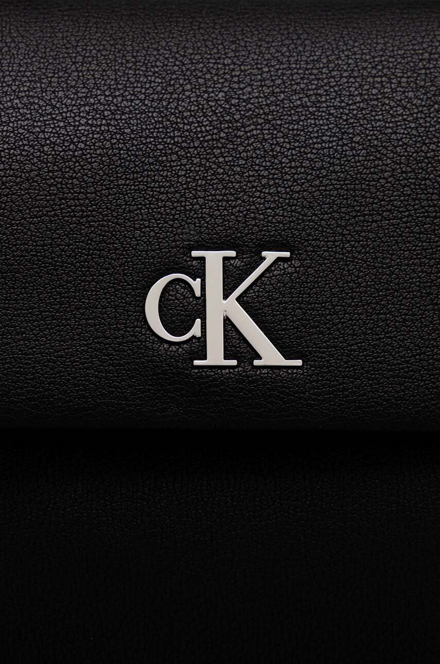 Calvin Klein Jeans Чанта в черно - Pepit.bg