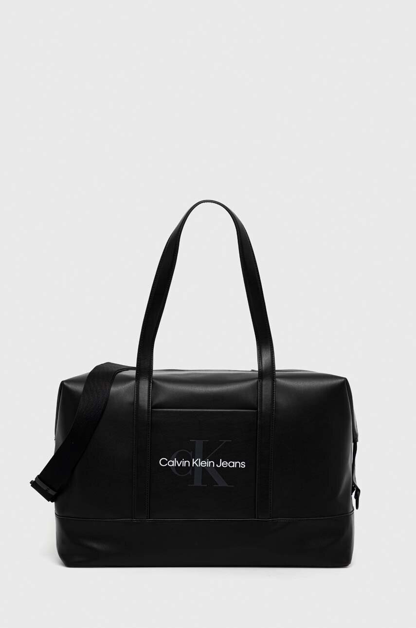 Calvin Klein Jeans Чанта в черно - Pepit.bg