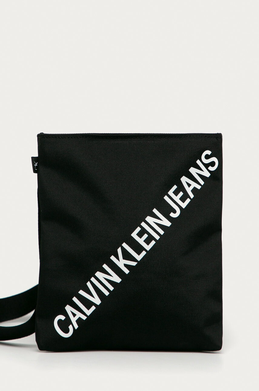 Calvin Klein Jeans Чанта бъбрек - Pepit.bg