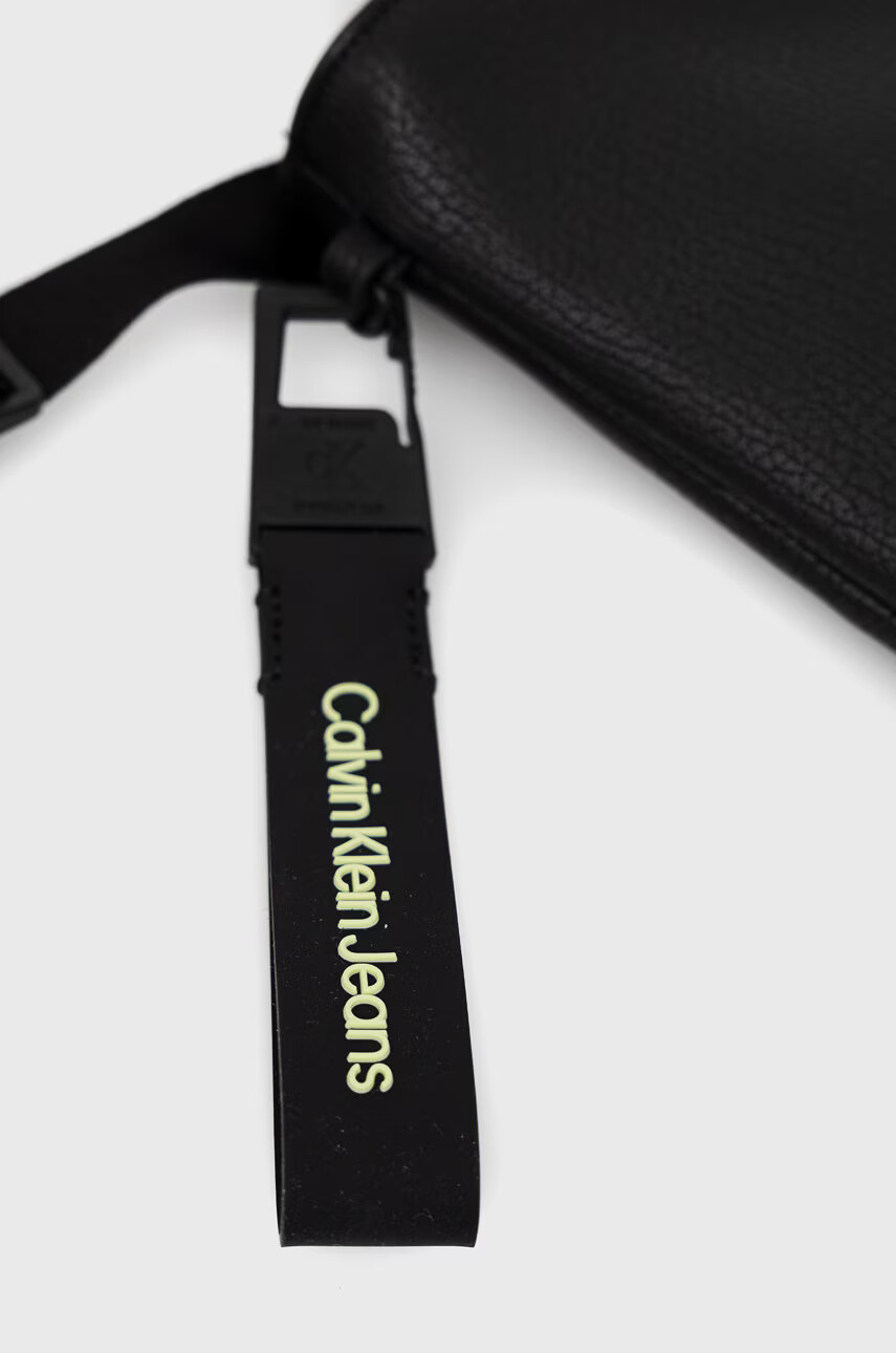 Calvin Klein Jeans Чанта през рамо - Pepit.bg