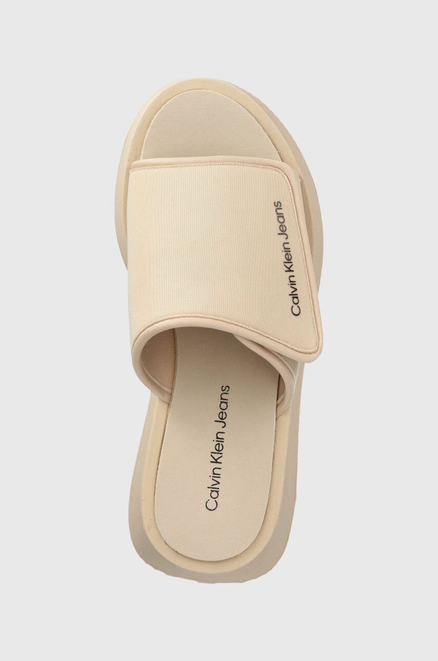 Calvin Klein Jeans Чехли One-strap Sandal в бежово с платформа - Pepit.bg