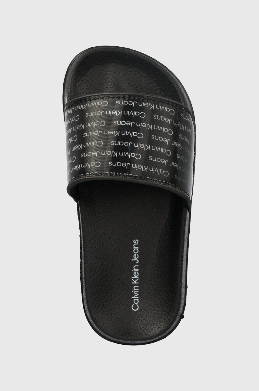 Calvin Klein Jeans Детски чехли в черно - Pepit.bg