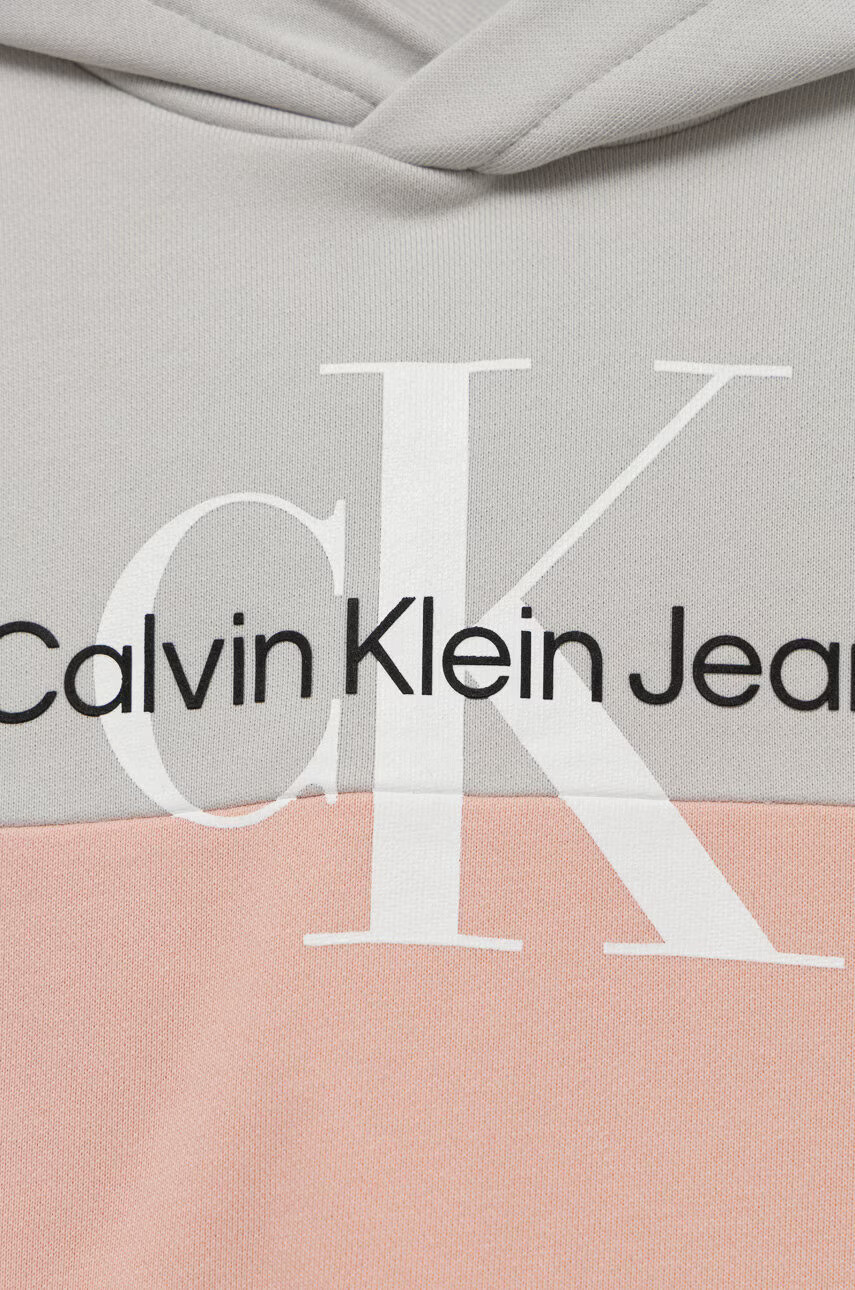Calvin Klein Jeans Детски памучен суичър в розово с принт - Pepit.bg