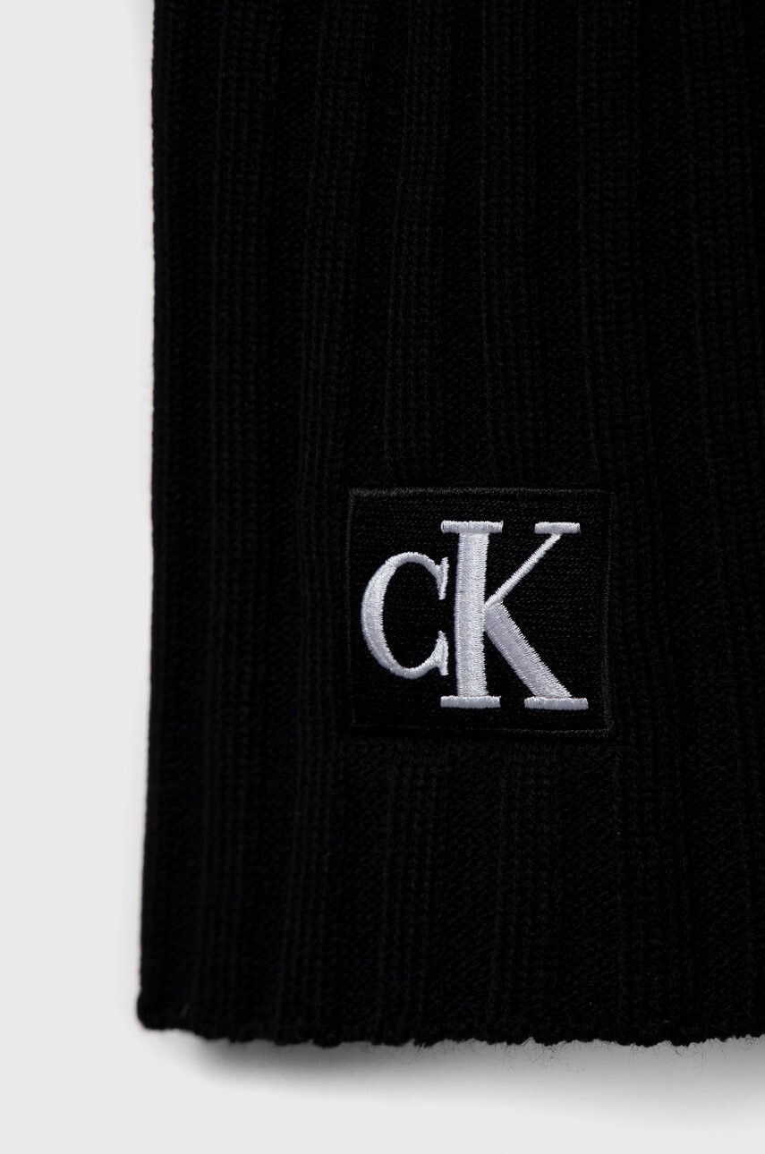 Calvin Klein Jeans Детски шал - Pepit.bg