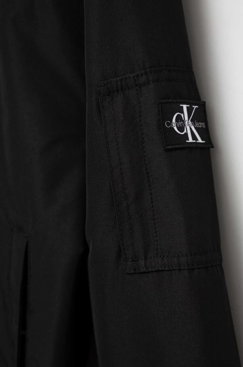 Calvin Klein Jeans Детско яке в черно - Pepit.bg