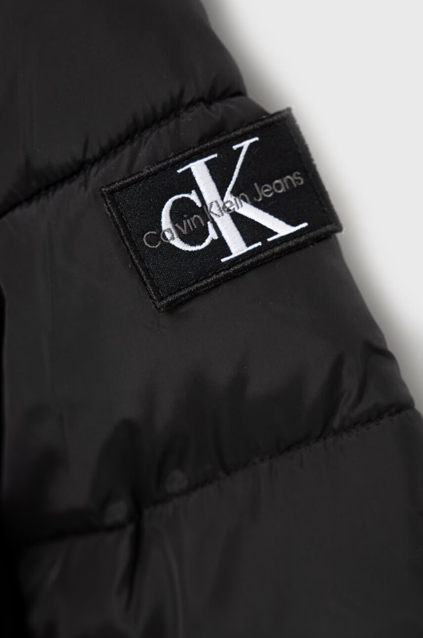 Calvin Klein Jeans Детско яке в черно - Pepit.bg