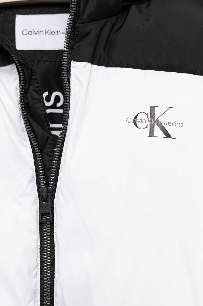 Calvin Klein Jeans Детско яке в черно - Pepit.bg