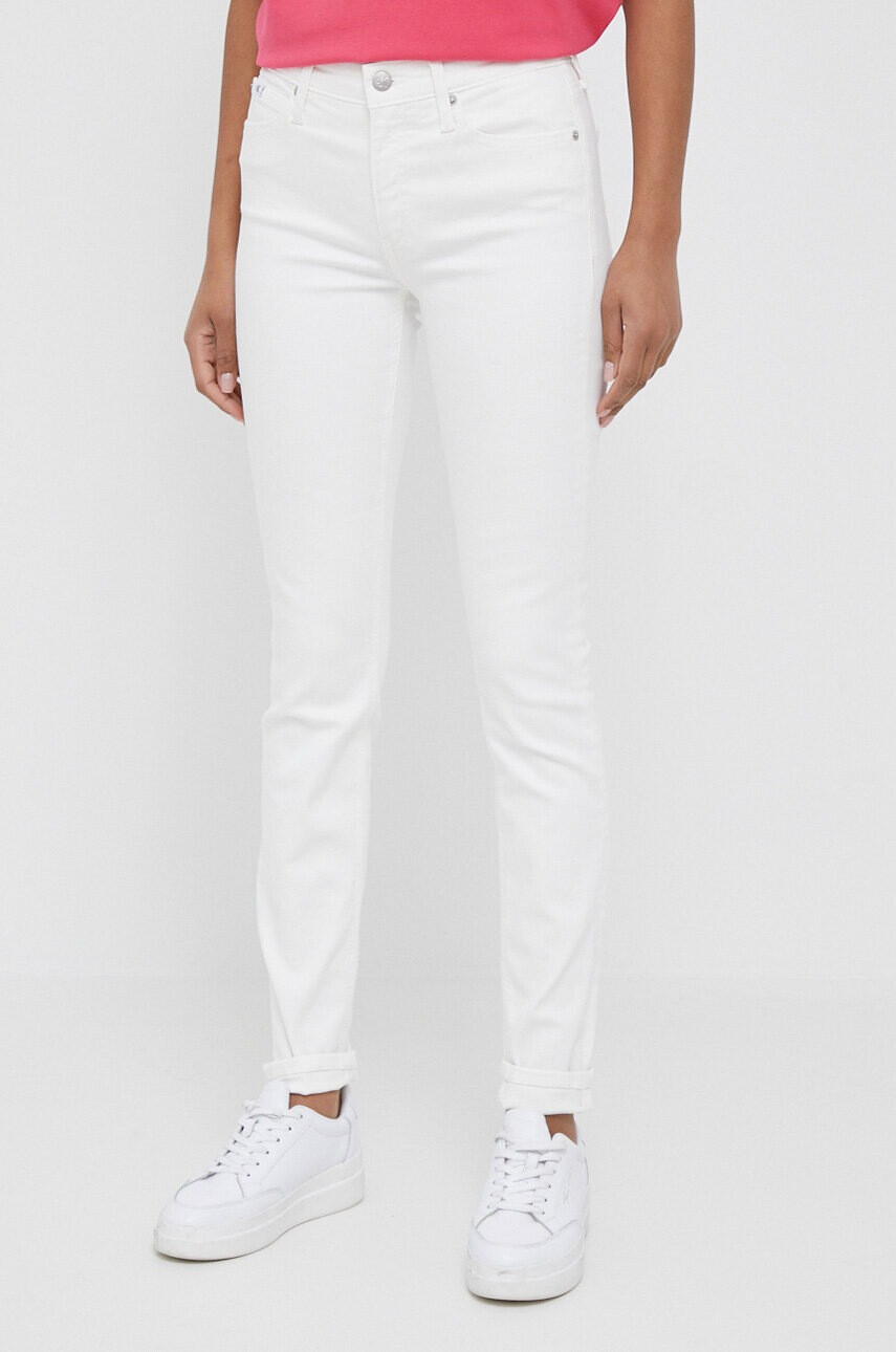 Calvin Klein Jeans Дънки в бяло - Pepit.bg