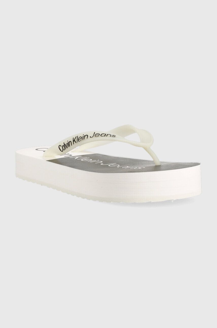 Calvin Klein Jeans Джапанки BEACH SANDAL FLATFORM в бяло с равна подметка YW0YW00716 - Pepit.bg