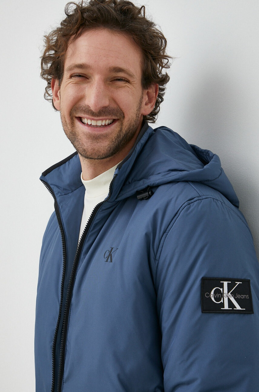 Calvin Klein Jeans Яке с преходна изолация - Pepit.bg