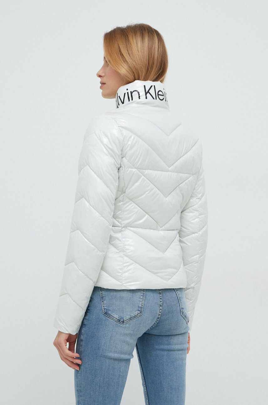 Calvin Klein Jeans Яке в сиво със зимна изолация - Pepit.bg