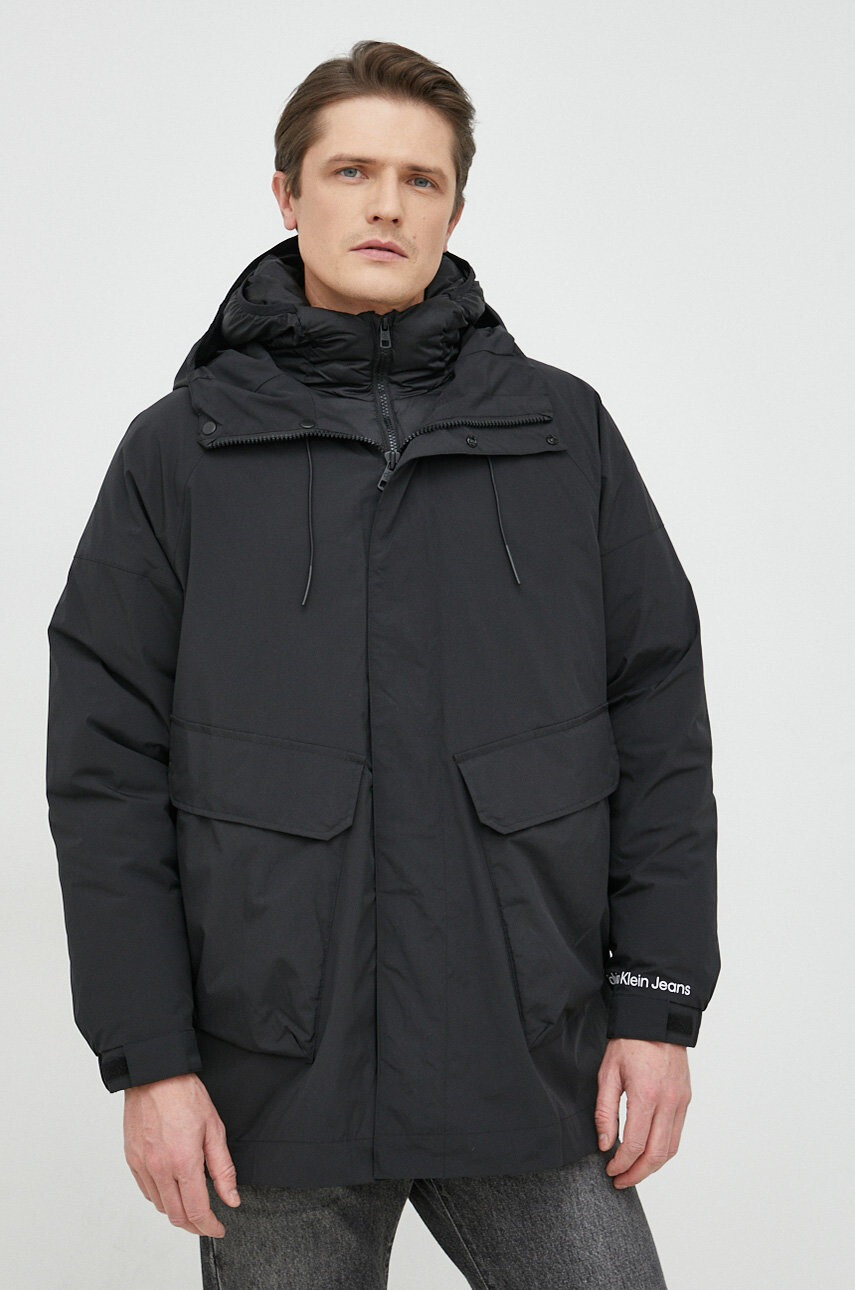 Calvin Klein Jeans Яке в черно с преходна изолация - Pepit.bg