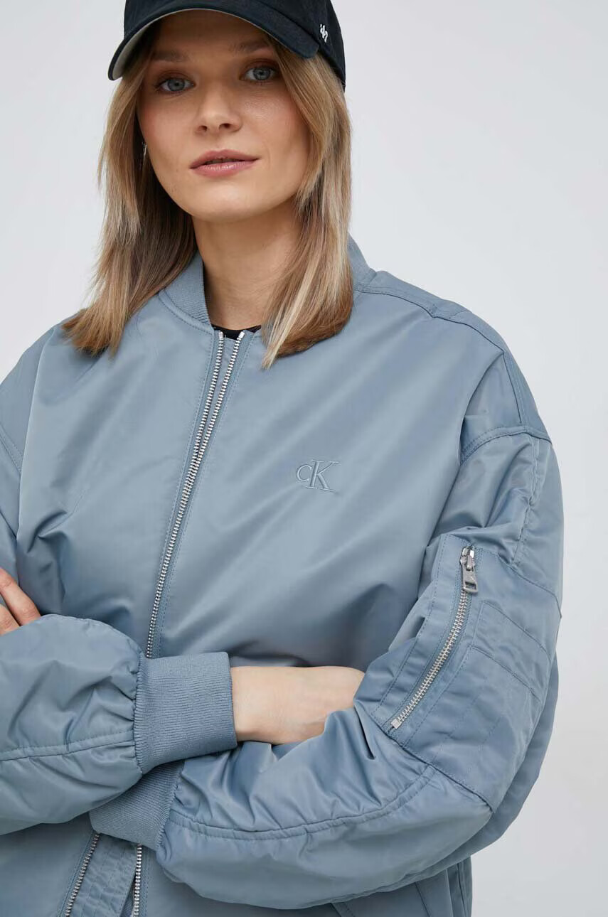 Calvin Klein Jeans Яке бомбър в синьо с преходна изолация - Pepit.bg