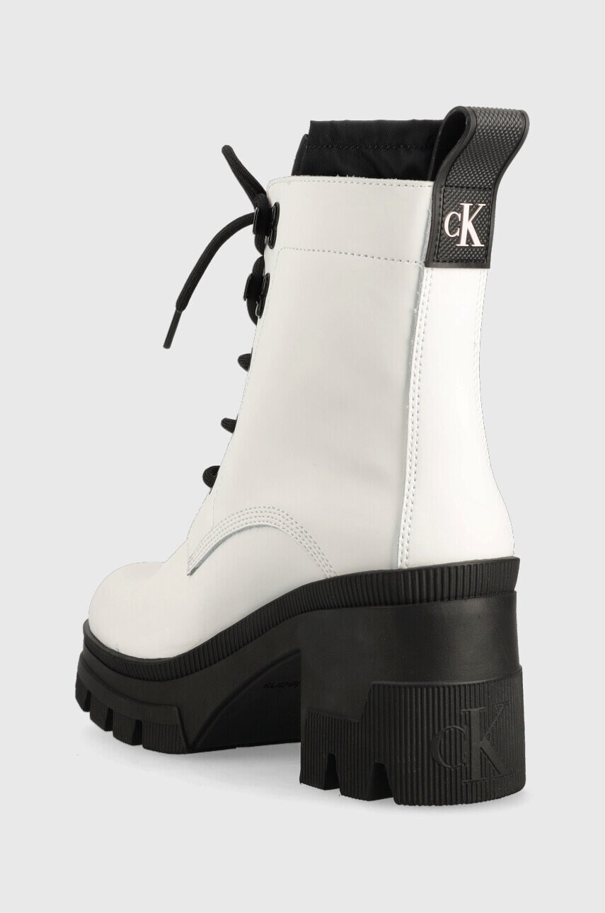 Calvin Klein Jeans Кожени боти Chunky Heeled Boot Laceup в бяло с висок ток - Pepit.bg