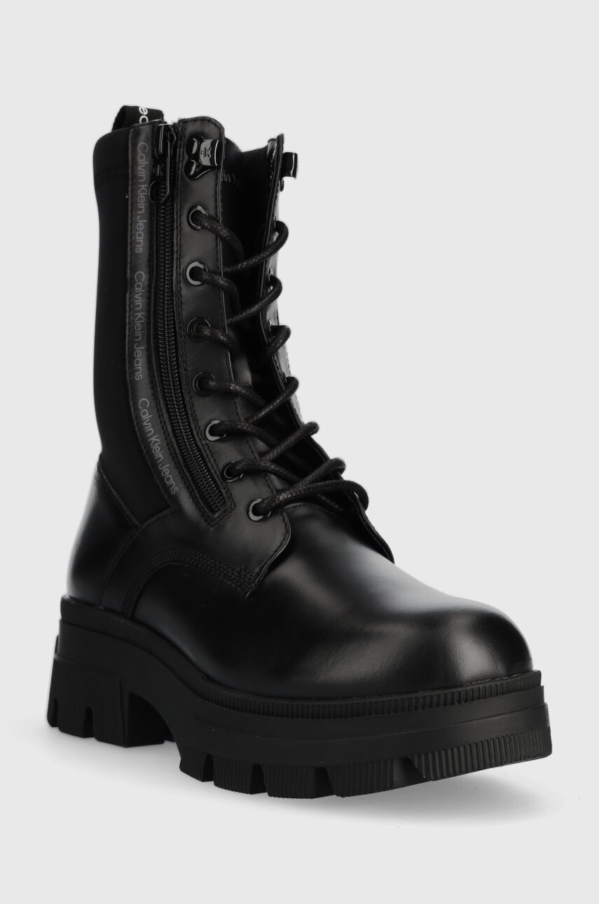 Calvin Klein Jeans Кубинки Chunky Combat Laceup в черно с платформа - Pepit.bg