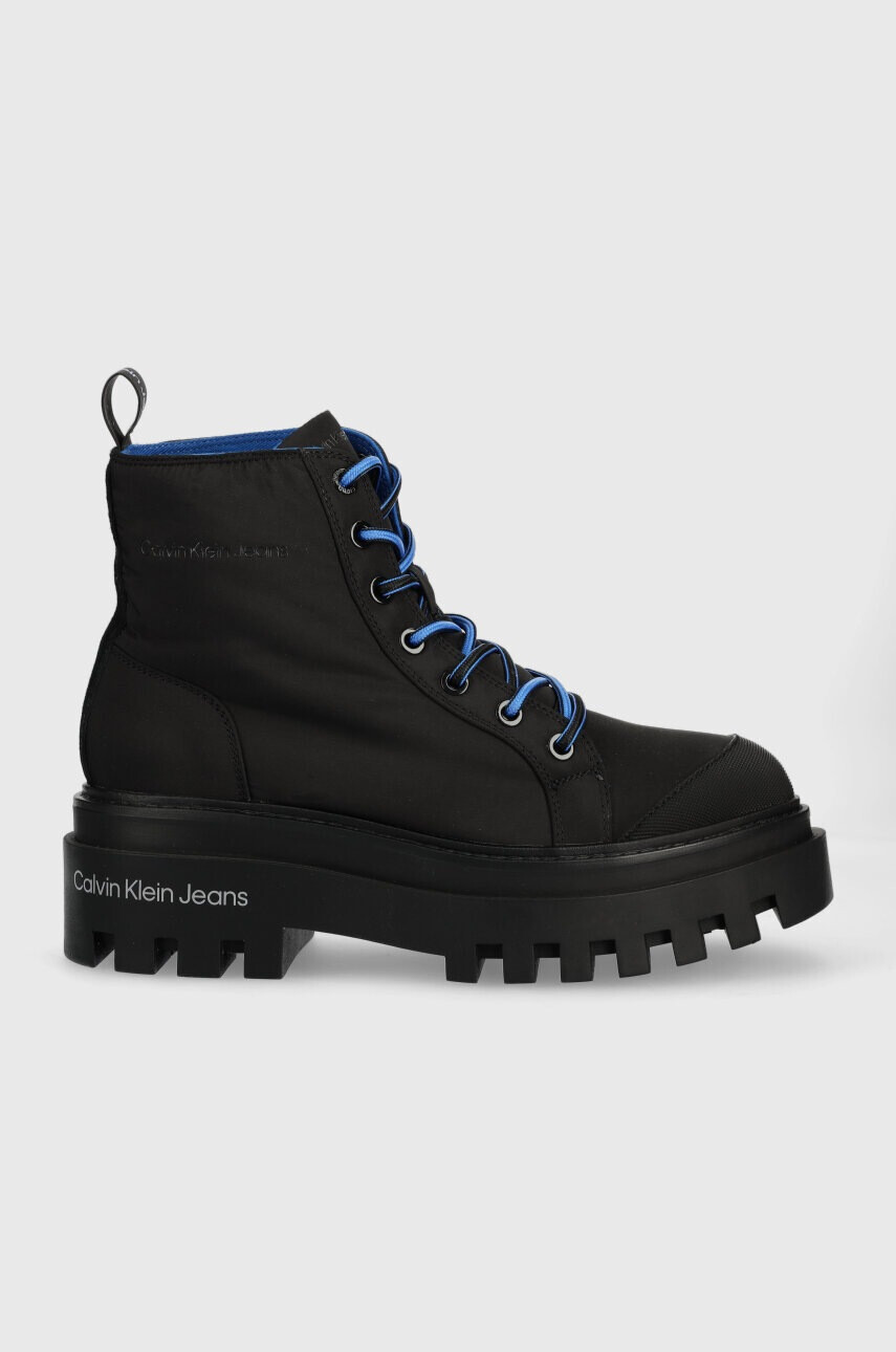 Calvin Klein Jeans Кубинки TOOTHY COMBAT BOOT SOFTNY в черно с платформа YW0YW00948 - Pepit.bg