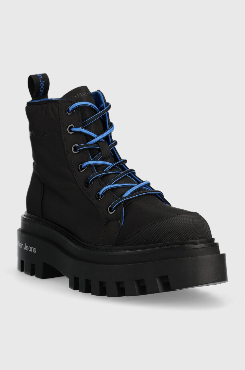 Calvin Klein Jeans Кубинки TOOTHY COMBAT BOOT SOFTNY в черно с платформа YW0YW00948 - Pepit.bg