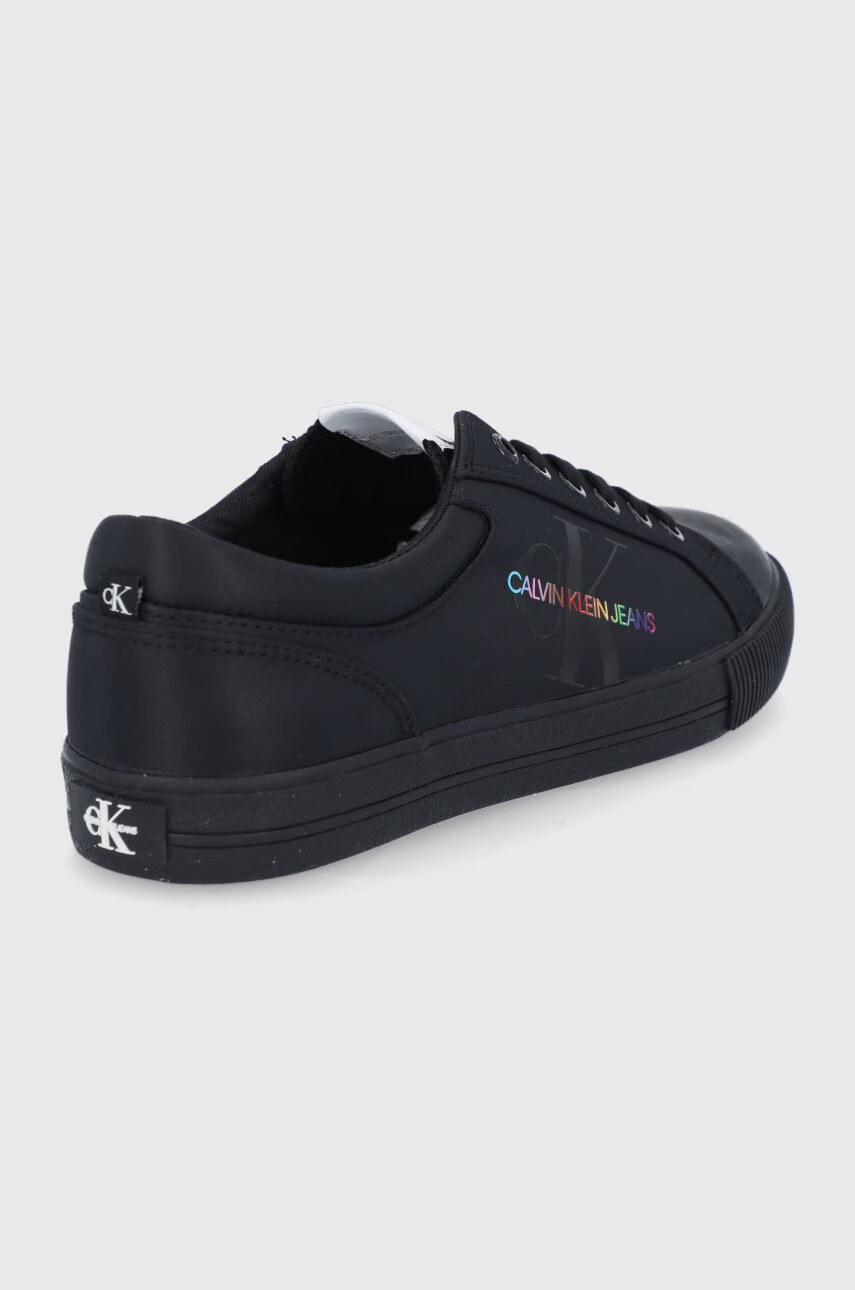 Calvin Klein Jeans Ниски кецове - Pepit.bg