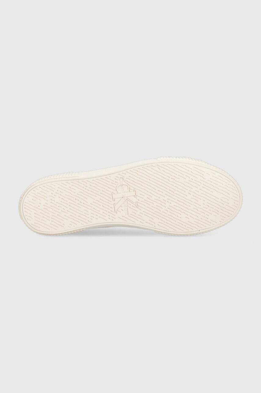Calvin Klein Jeans Ниски кецове ESS VULC MONO W в бяло - Pepit.bg