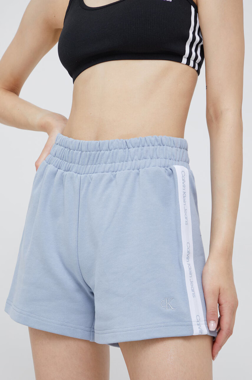 Calvin Klein Jeans Памучен къс панталон в синьо - Pepit.bg