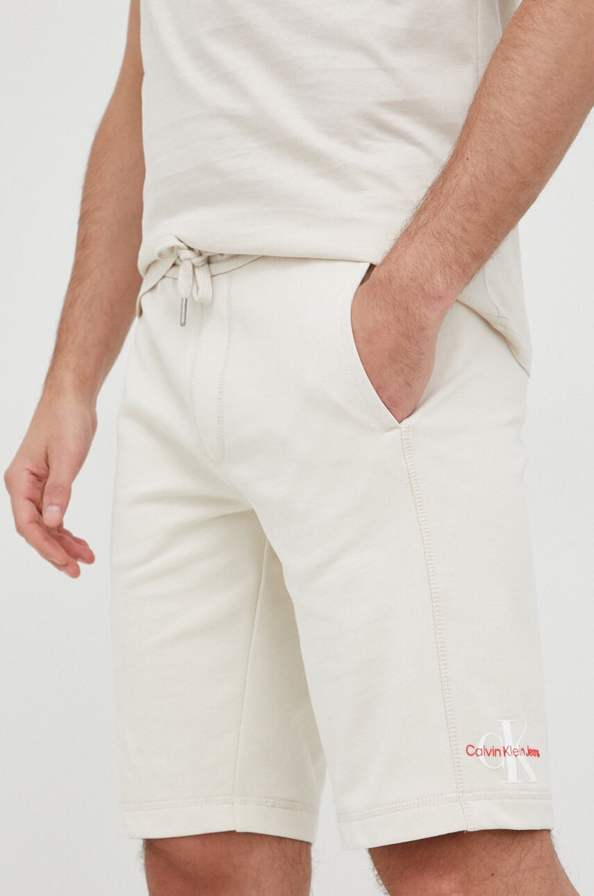 Calvin Klein Jeans Памучен къс панталон - Pepit.bg