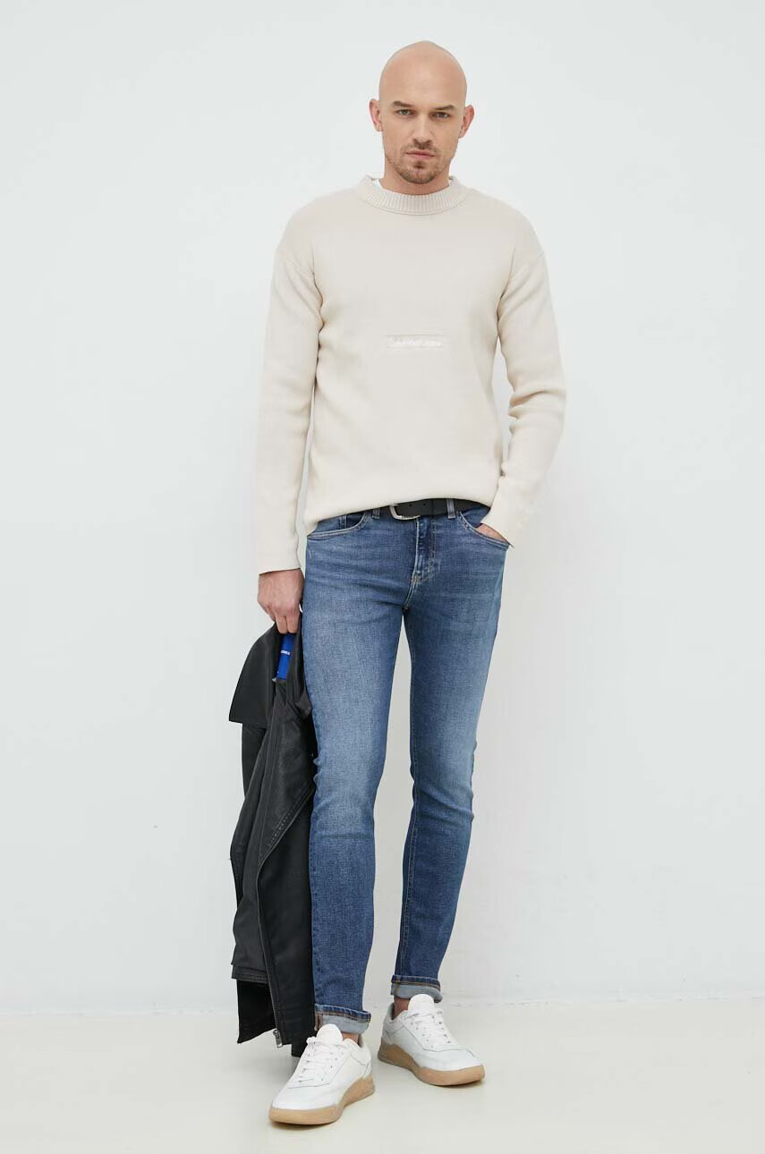 Calvin Klein Jeans Памучен пуловер в бежово - Pepit.bg