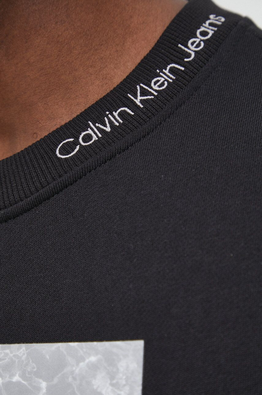 Calvin Klein Jeans Памучен суичър в черно с принт - Pepit.bg