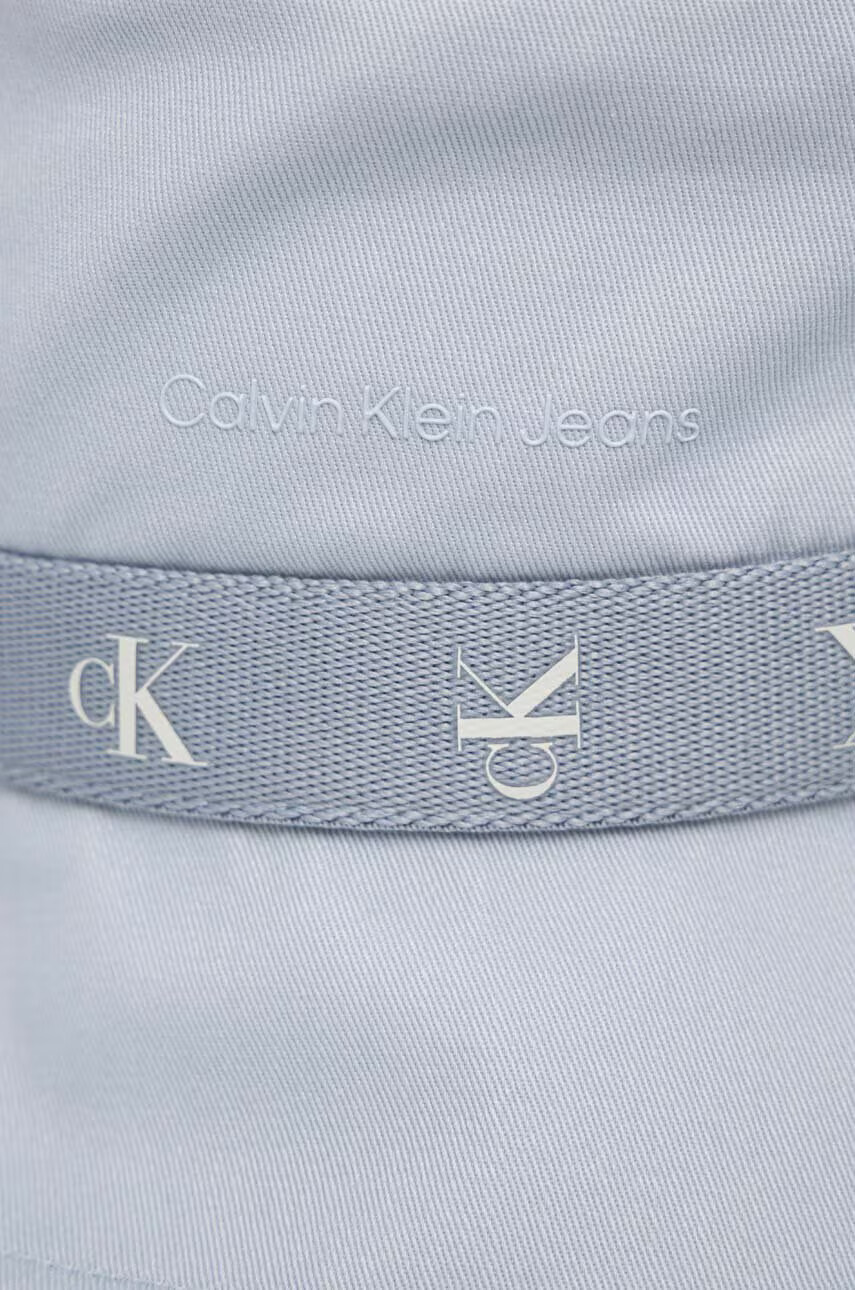 Calvin Klein Jeans Памучна капела в синьо от памук - Pepit.bg
