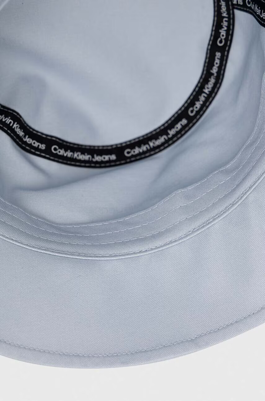 Calvin Klein Jeans Памучна капела в синьо от памук - Pepit.bg