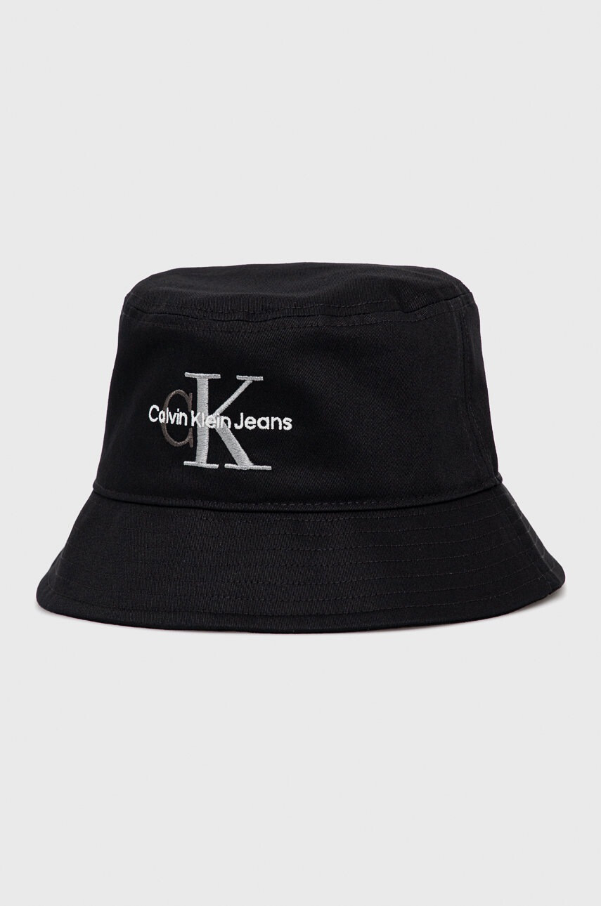 Calvin Klein Jeans Памучна капела в черно - Pepit.bg