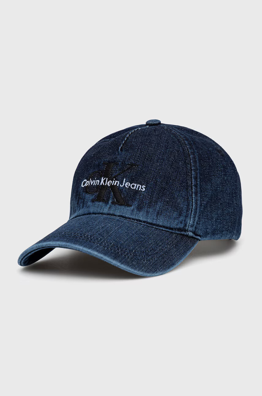 Calvin Klein Jeans Памучна шапка - Pepit.bg