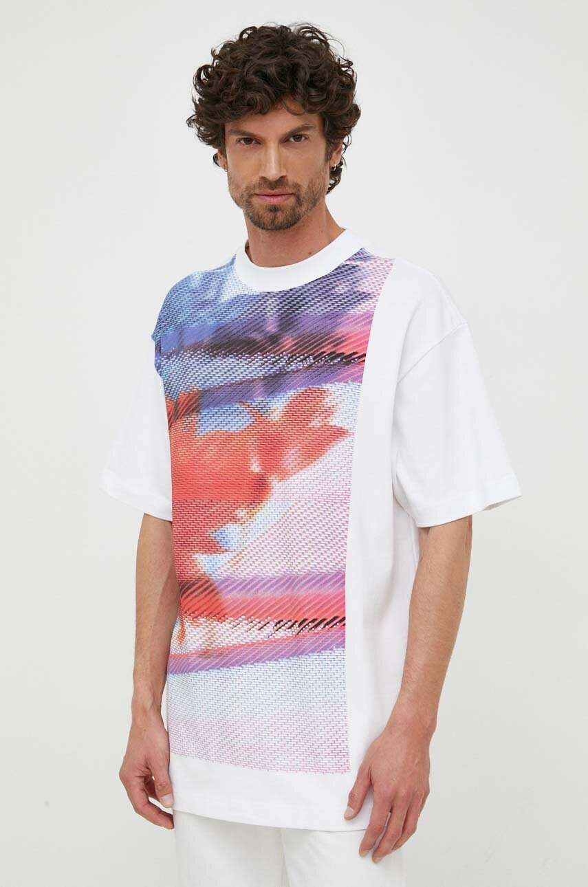 Calvin Klein Jeans Памучна тениска в бяло с принт - Pepit.bg