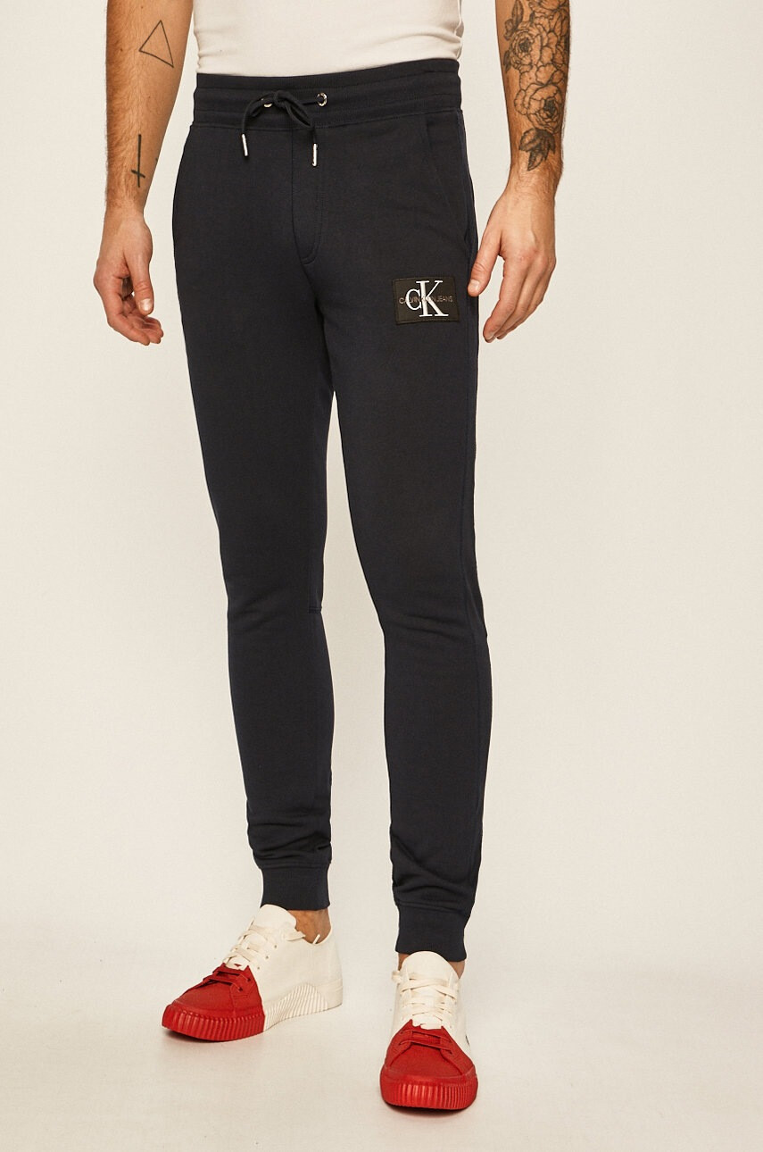 Calvin Klein Jeans Панталони - Pepit.bg