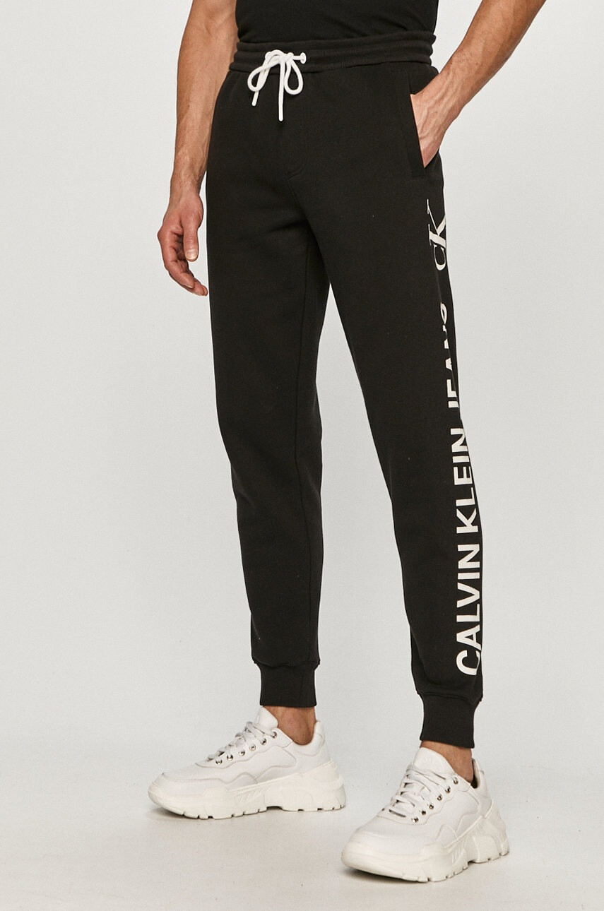 Calvin Klein Jeans Панталони - Pepit.bg