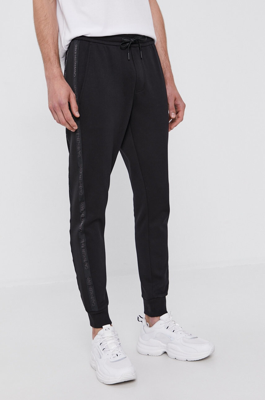 Calvin Klein Jeans Панталони - Pepit.bg