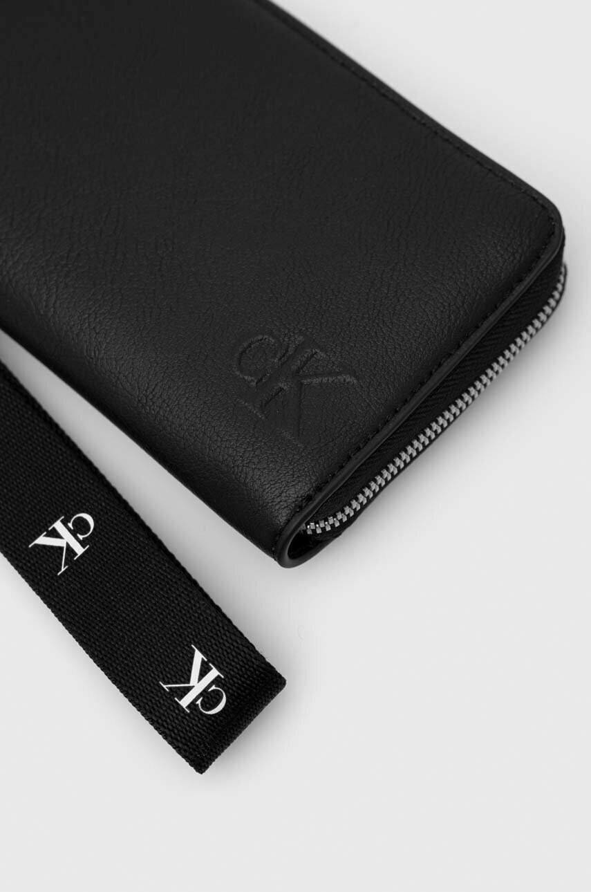 Calvin Klein Jeans Портмоне Дамски в черно - Pepit.bg