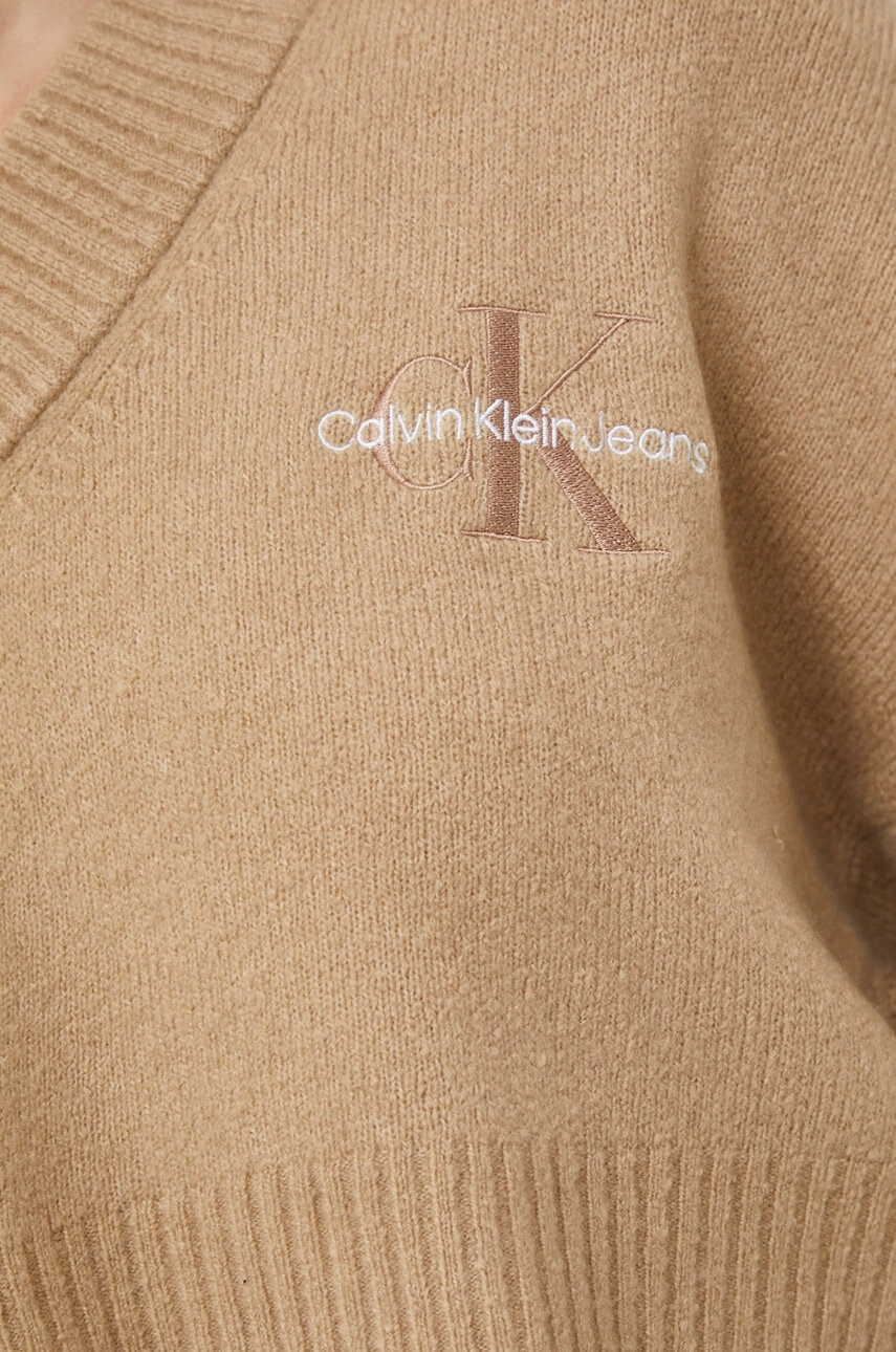 Calvin Klein Jeans Пуловер с вълна дамски в бежово - Pepit.bg