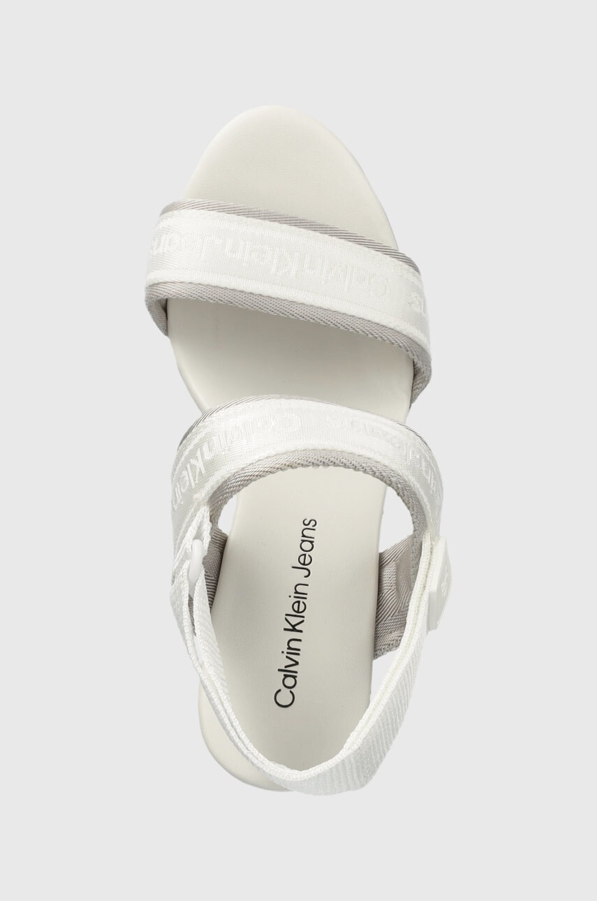 Calvin Klein Jeans Сандали в сиво със скосена платформа - Pepit.bg