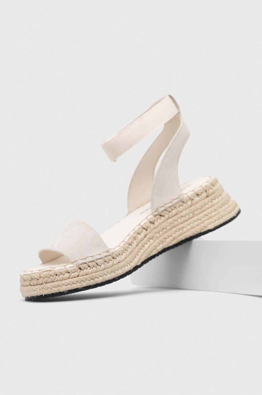 Calvin Klein Jeans Сандали SPORTY WEDGE ROPE SU CON в бежово с платформа YW0YW00977 - Pepit.bg