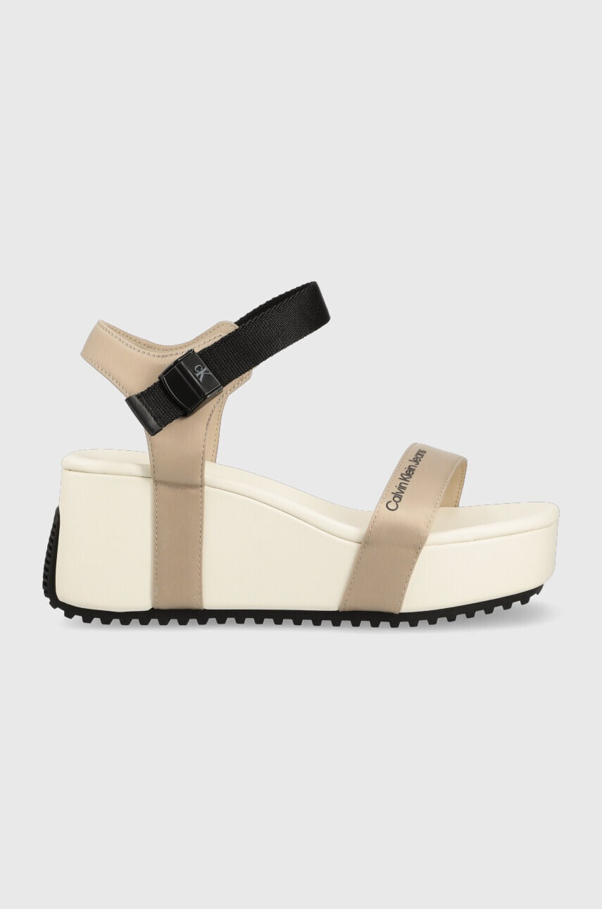 Calvin Klein Jeans Сандали WEDGE BLCOK SANDAL SATIN/HW в бяло с платформа YW0YW00980 - Pepit.bg
