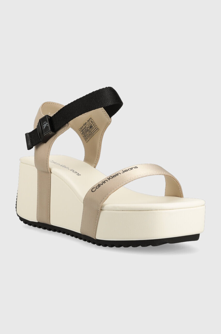 Calvin Klein Jeans Сандали WEDGE BLCOK SANDAL SATIN/HW в бяло с платформа YW0YW00980 - Pepit.bg