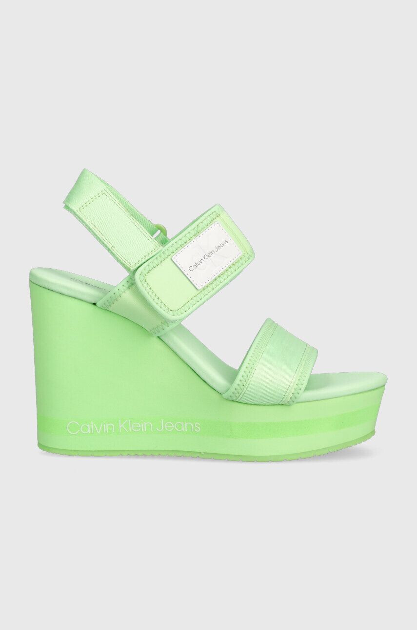 Calvin Klein Jeans Сандали WEDGE SANDAL BADGE в зелено със скосена платформа YW0YW01028 - Pepit.bg