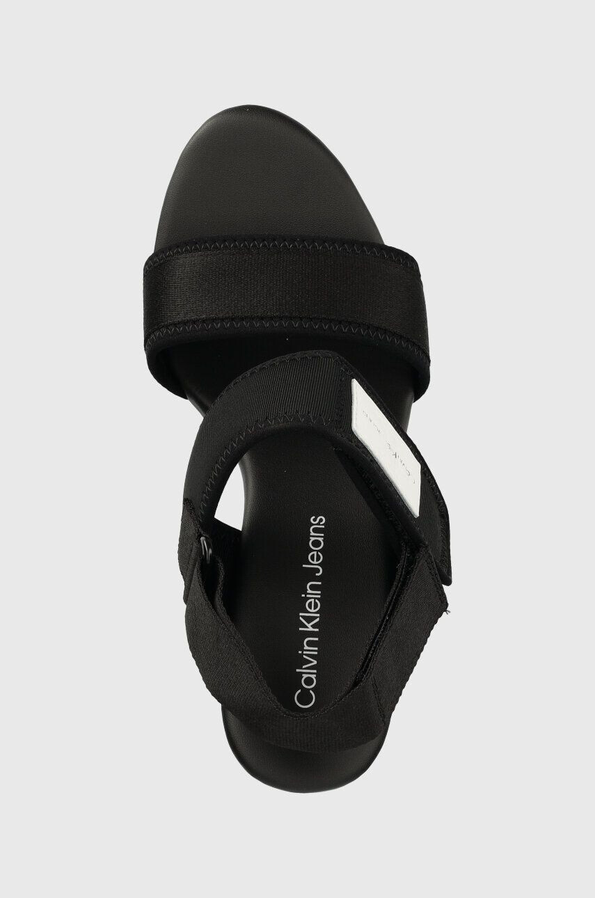 Calvin Klein Jeans Сандали WEDGE SANDAL BADGE в черно със скосена платформа YW0YW01028 - Pepit.bg