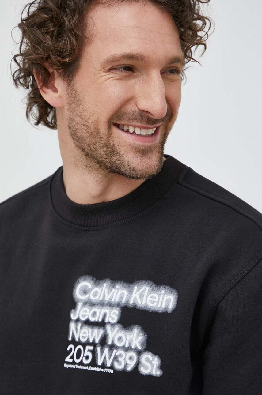 Calvin Klein Jeans Суичър в черно с принт - Pepit.bg