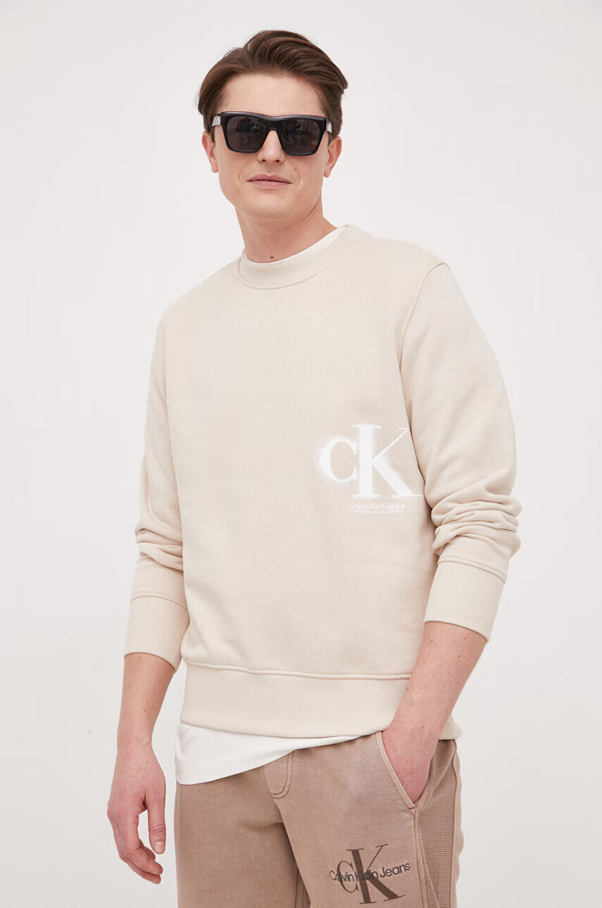 Calvin Klein Jeans Суичър в бежово с принт - Pepit.bg