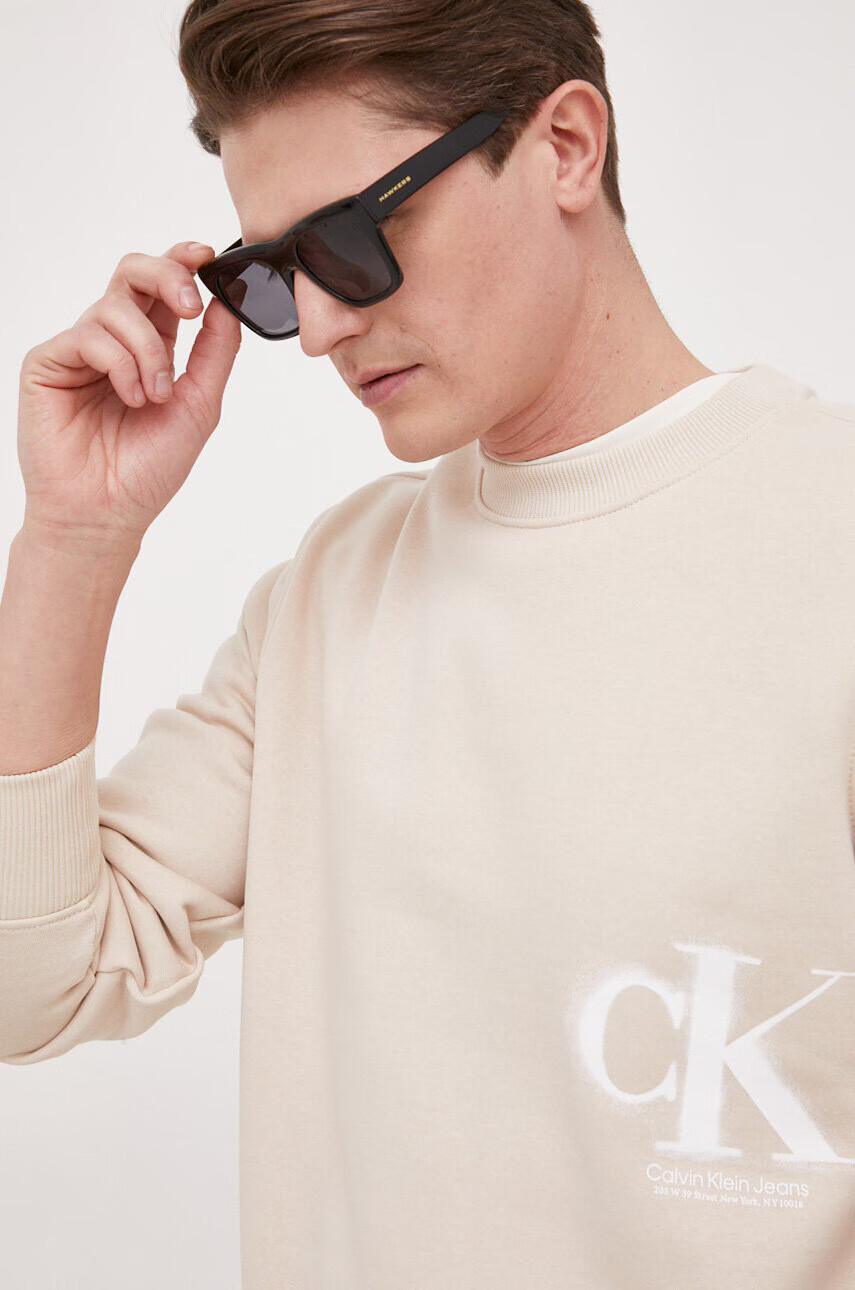 Calvin Klein Jeans Суичър в бежово с принт - Pepit.bg