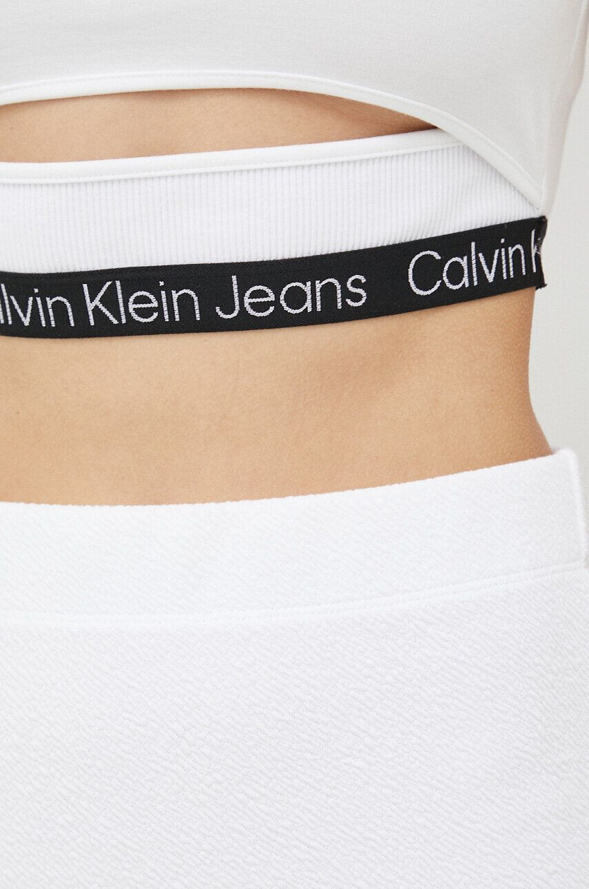 Calvin Klein Jeans Топ дамски в бяло - Pepit.bg